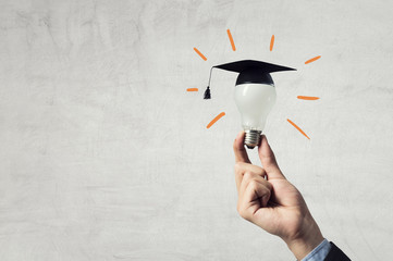 新能源汽车电机是交流还是直流