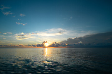 新能源汽车电机是交流还是直流