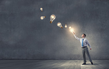 新能源汽车电机是交流还是直流